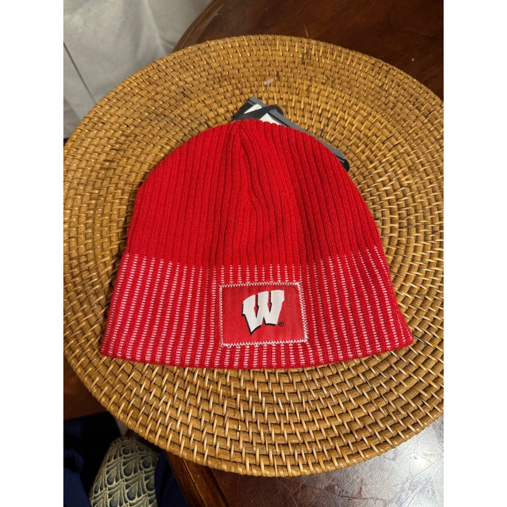 Nike Wisconsin Badgers NCAA Knit Beanie Hat Red White Striped One Size NWT